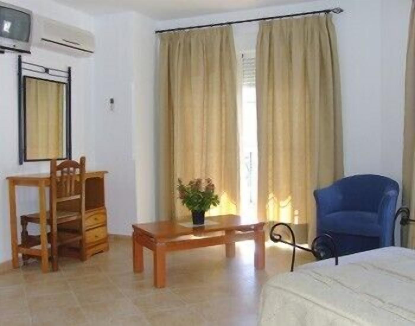 Hotel Juan Francisco Güéjar Sierra Eksteriør billede