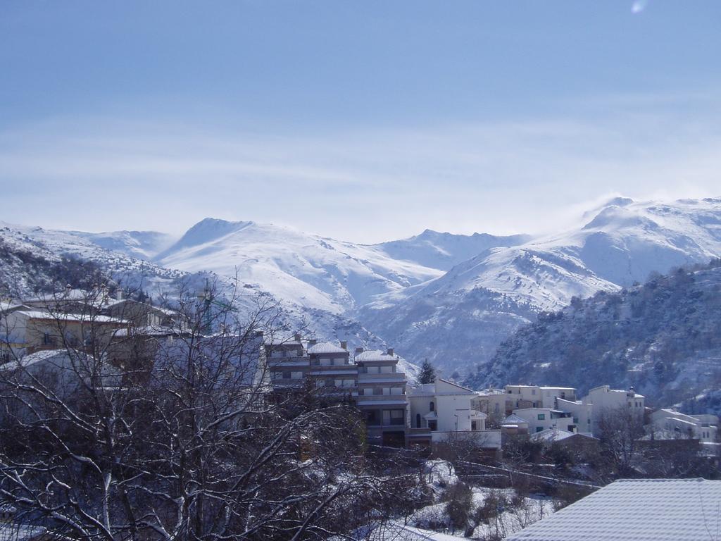 Hotel Juan Francisco Güéjar Sierra Eksteriør billede